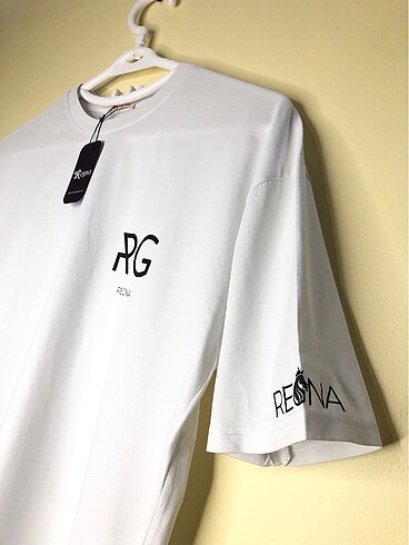 OVERSIZE T-SHIRT
