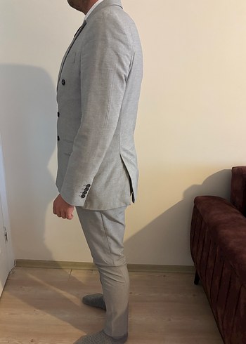 Diğer Gri Düğmeli Erkek Takım Elbise