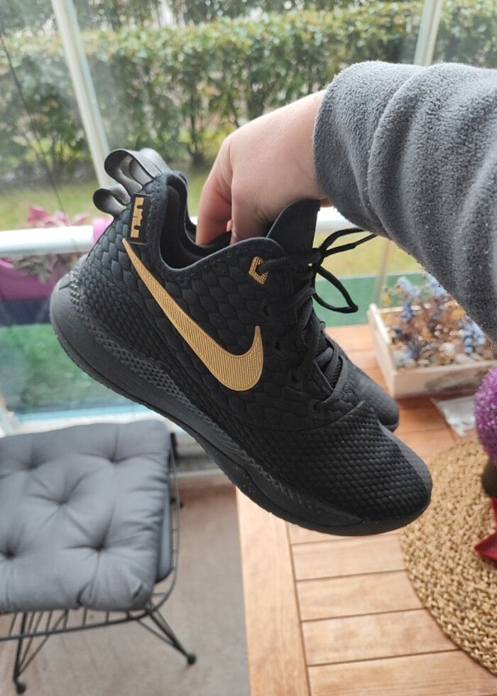 Nike LeBron  - Görsel 3