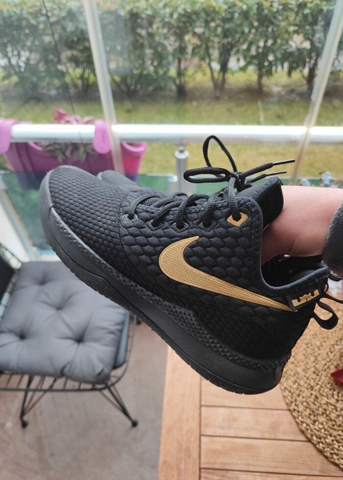 Nike LeBron  - Görsel 4