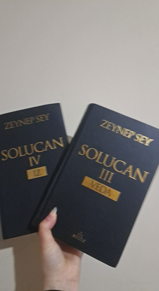 Solucan III Veda ve IV İz Romanları (İKİLİ SET)CİLTLİ - Görsel 2