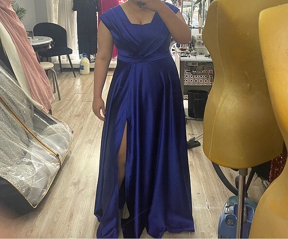 Özel dikim mevzuniyet gece elbisesidir - Görsel 6