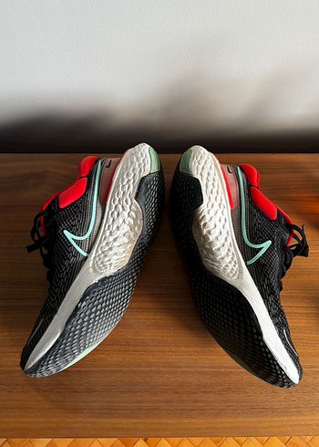 Nike Invincible Run Koşu ve Spor Ayakkabısı - Görsel 3