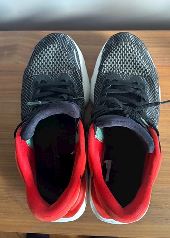 Nike Invincible Run Koşu ve Spor Ayakkabısı - Görsel 6