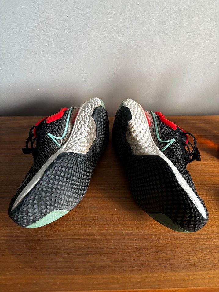 Nike Invincible Run Koşu ve Spor Ayakkabısı - Görsel 4