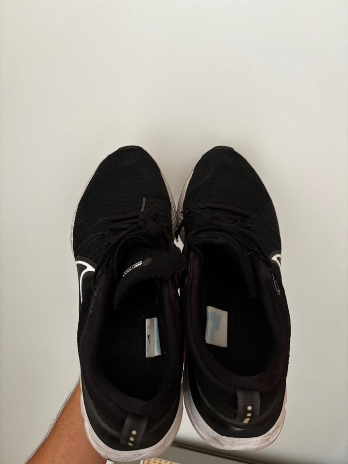 Nike Infinity Run Flyknit Siyah Erkek Koşu ve Antrenman Ayakkabı - Görsel 3