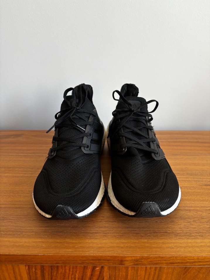 Adidas Ultraboost Erkek Koşu Ayakkabısı - Görsel 2