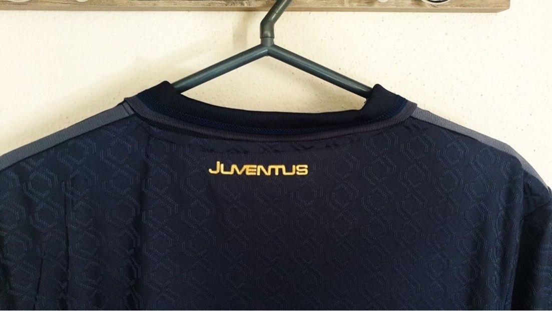 Juventus 2024-2025 Originals Lacivert Forma - Görsel 4