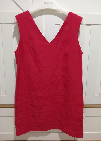 Zara Kırmızı V Yakalı Kolsuz Mini Elbise