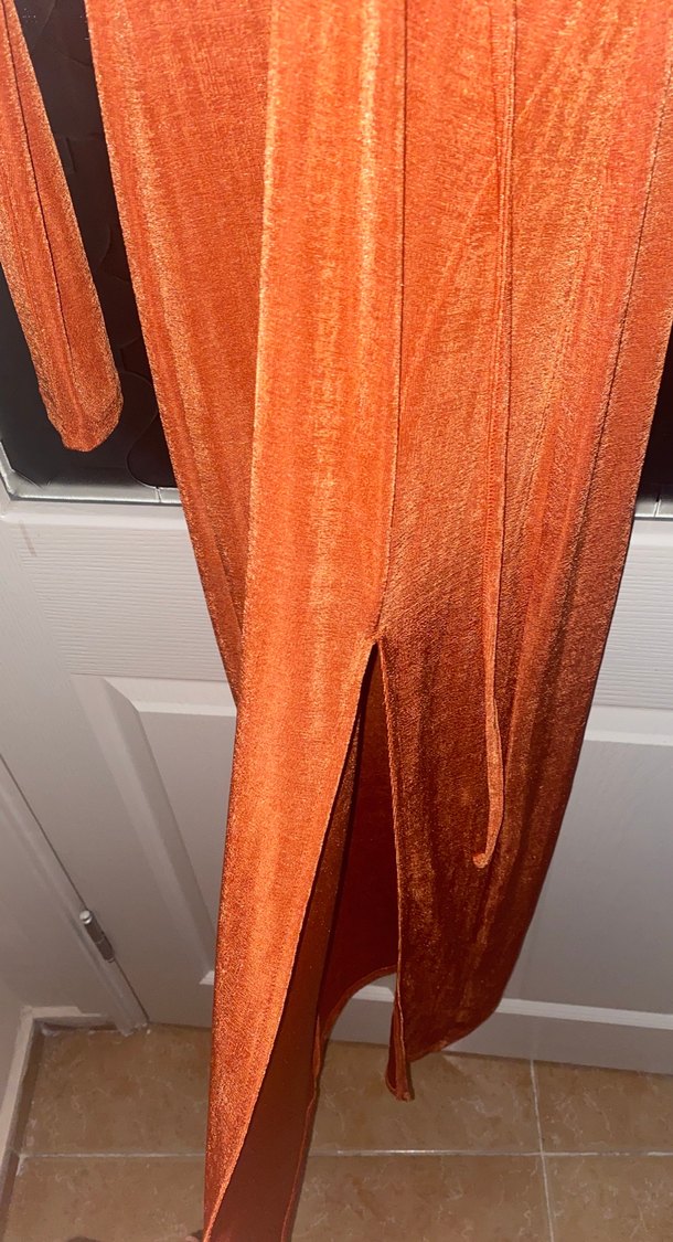 V Yaka Kahverengi Uzun Kadın Henna Elbise - Görsel 2