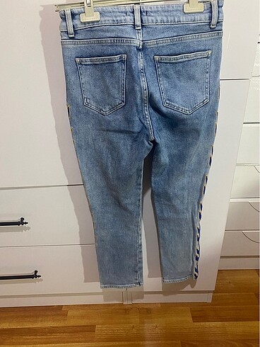 Zara kenarı dokumalı jeans