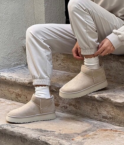 39 Beden camel Renk Bej Ugg