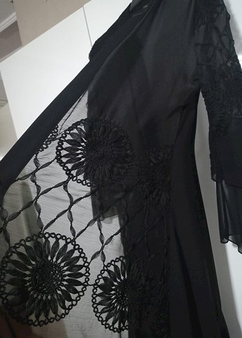 Uzun Siyah Gotik Nakışlı abaya - Görsel 3