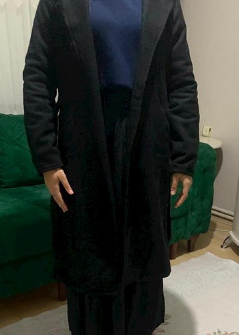 Drapeli Siyah Kadın Uzun Kaban - Görsel 4