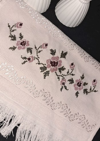 EL ISLEMESI Püsküllü Pastel Beyaz Havlu - Görsel 3