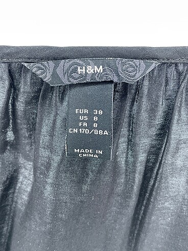 38 Beden siyah Renk H&M Bluz %70 İndirimli.