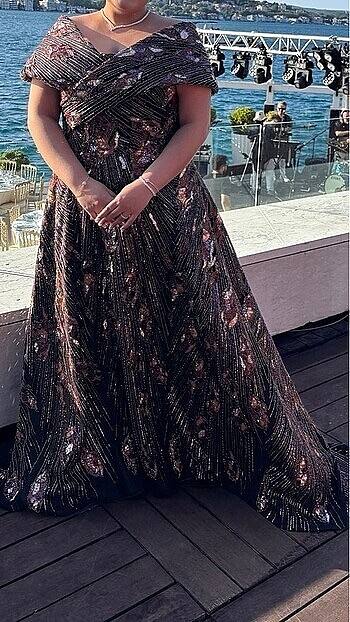 xl Beden çeşitli Renk Zeynep Özel tasarım elbise