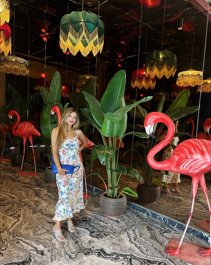 Çiçek Desenli Uzun saten Elbise - Görsel 3