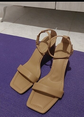Stradivarius Topuklu Ayakkabı
