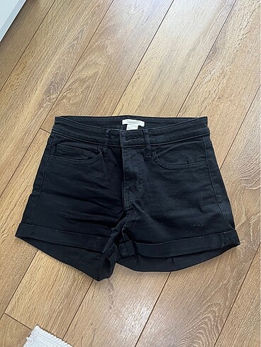 H&M şort