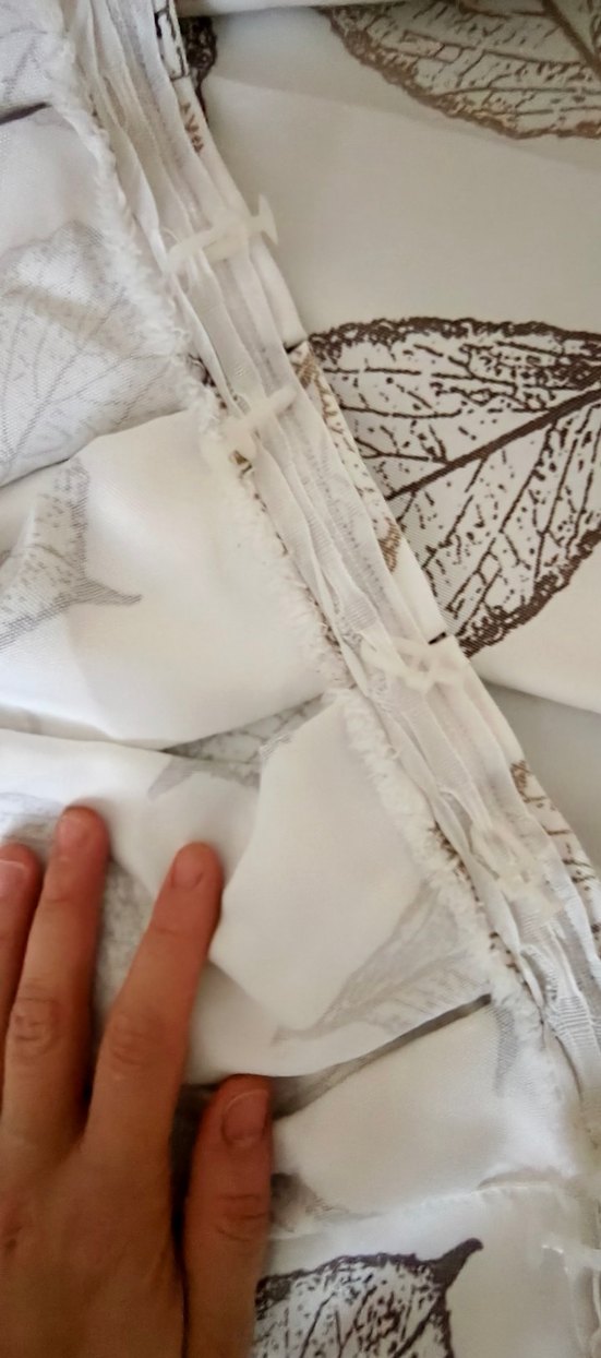 Bej ve Gri Yaprak Desenli Fon Perde - Görsel 4