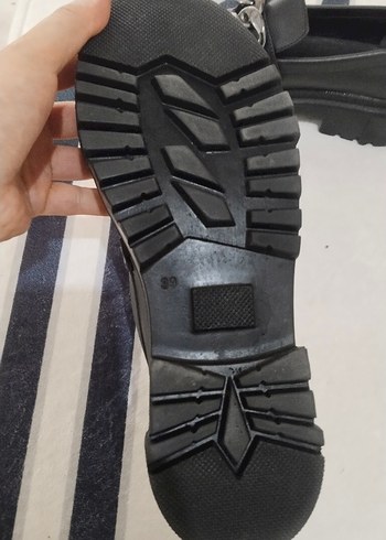 39 Beden siyah Renk Zincir Detaylı Siyah Deri Kadın Loafer