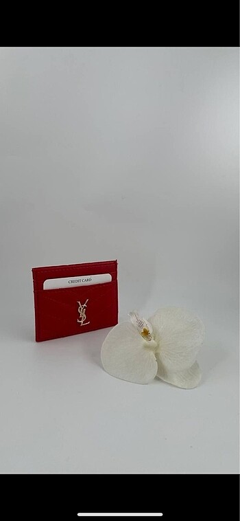 Yves Saint Laurent YVES SAİNT LAURENT