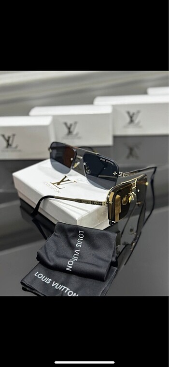  Beden LOUİS VUITTON