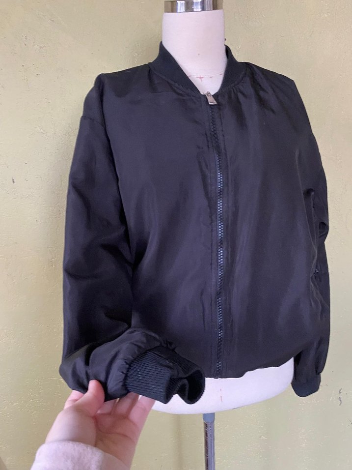 Siyah Fermuarlı Kadın Ceket - Görsel 4