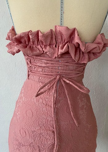 Pudra Mini Straplez Fırfırlı Nakışlı Elbise - Görsel 7