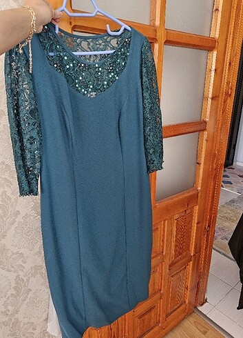 Yeşil elbise