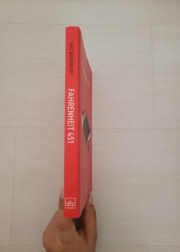 Fahrenheit 451 Kitabı - Görsel 3