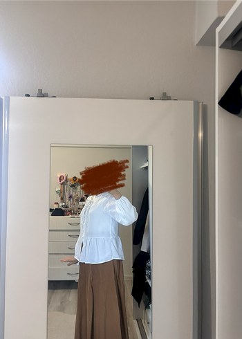 Beyaz Pamuklu Uzun Kollu Tesettür bluz - Görsel 3