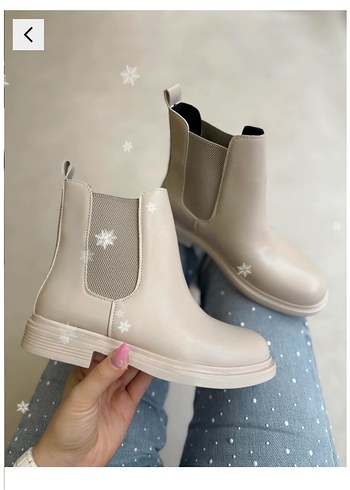 Bej Kadın Günlük Sokak Stili Bot - Görsel 5