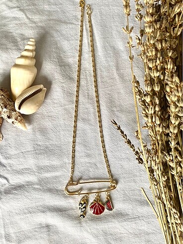 American Vintage iskoç iğnesi charm kolye