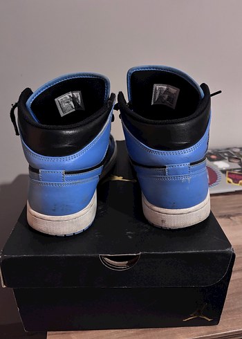 Nike Air Jordan 1 Mid - Görsel 4