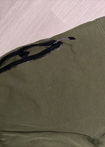 Nike Haki Rahat Kesim Erkek Şort - Görsel 3