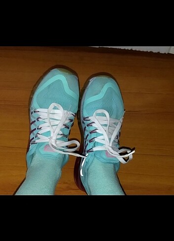 38 Beden Orjinal Adidas Hava Tabanlı Spor Ayakkabı