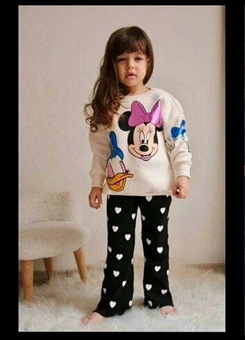 Zara muadil Mickey takım