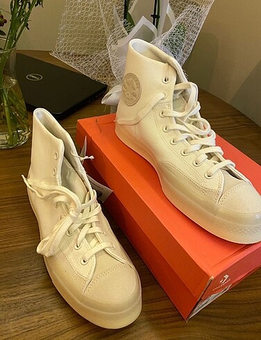 38 Beden beyaz Renk Converse spor ayakkabı unisex