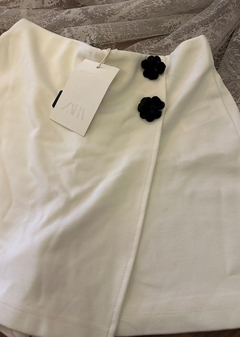 Zara ZARA Beyaz Mini Pantol Etek