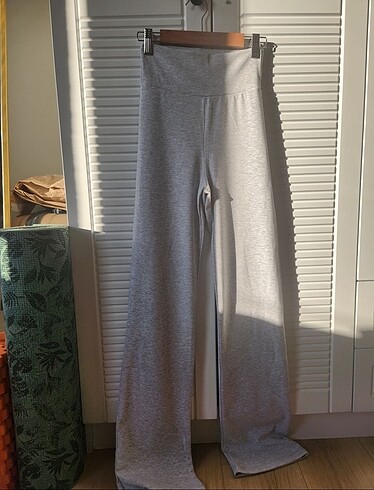 Diğer Oysho flared pantalon