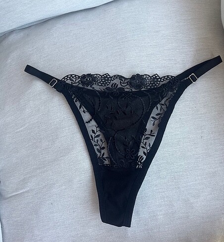 String Tanga