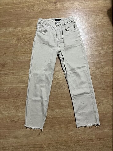 36 Beden ten rengi Renk LC WAIKIKI Straight fit pantolon