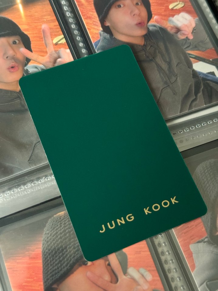 Orijinal Jungkook golden pc - Görsel 2