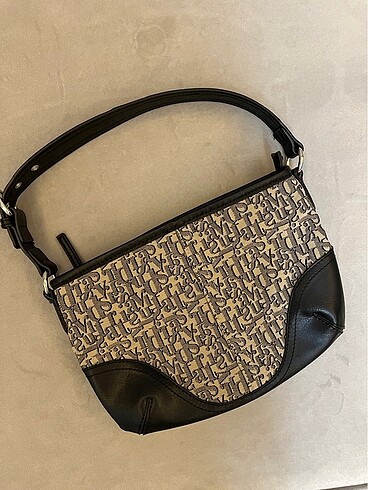 Stradivarius çanta