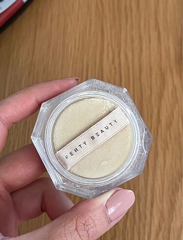  Beden Renk Fenty Beauty Butter Toz pudra