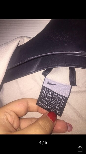 m Beden camel Renk Nike spor üst