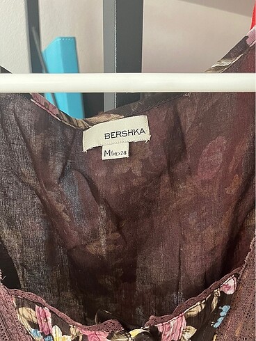 m Beden BERSHKA GÜNLÜK ELBİSE