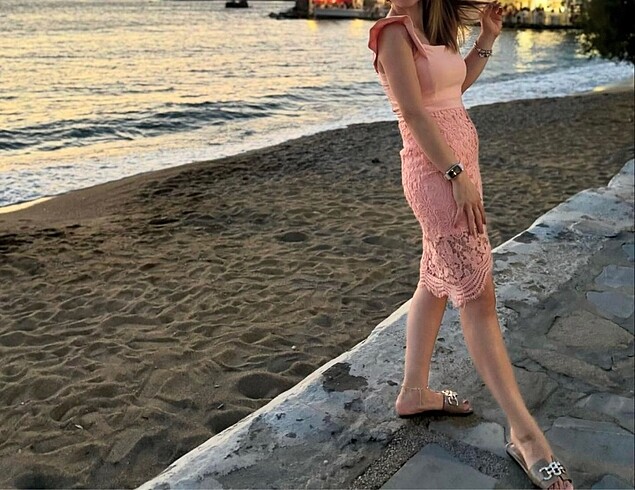 s Beden Pembe güpürlü elbise